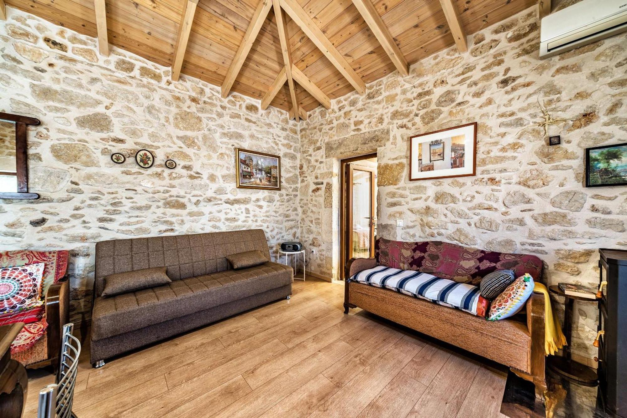 Guest House Aphrodite Kato Archanes Esterno foto
